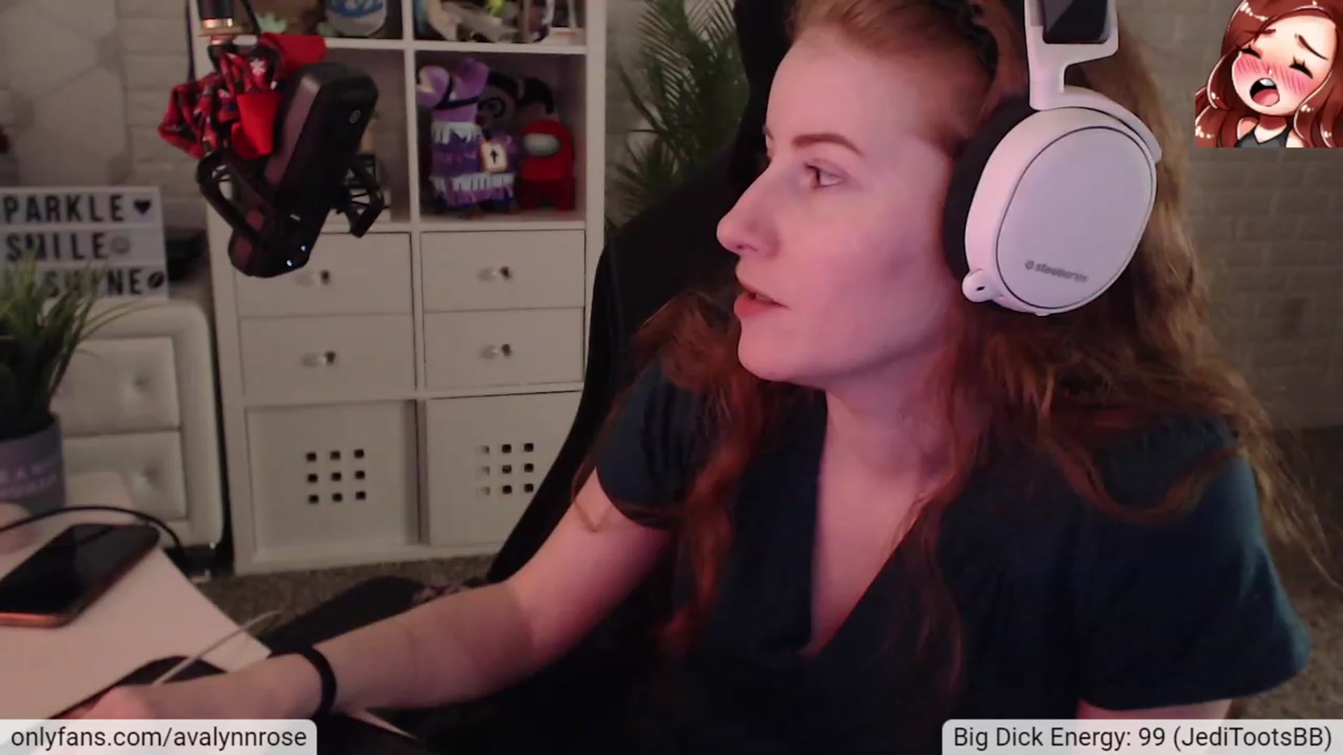 Gallery image thumbnail from AvalynnRose's myfreecams stream on, 05/07/2023, 04:05 image 3 of 20