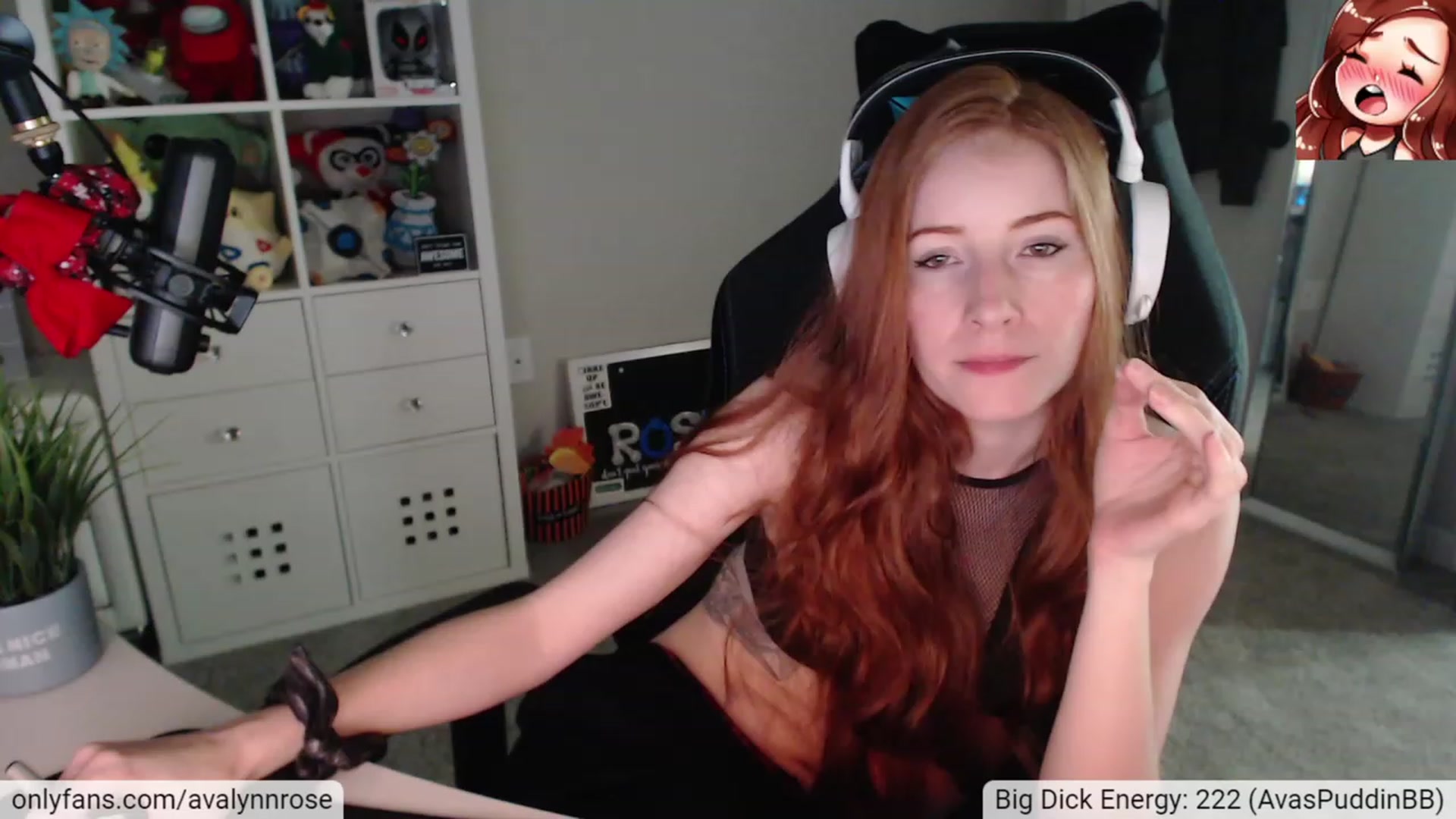 Gallery image thumbnail from AvalynnRose's myfreecams stream on, 10/14/2023, 04:10 image 2 of 20