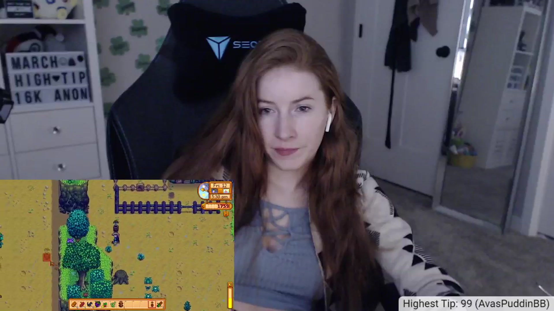 Gallery image thumbnail from AvalynnRose's myfreecams stream on, 03/23/2024, 02:24 image 4 of 20