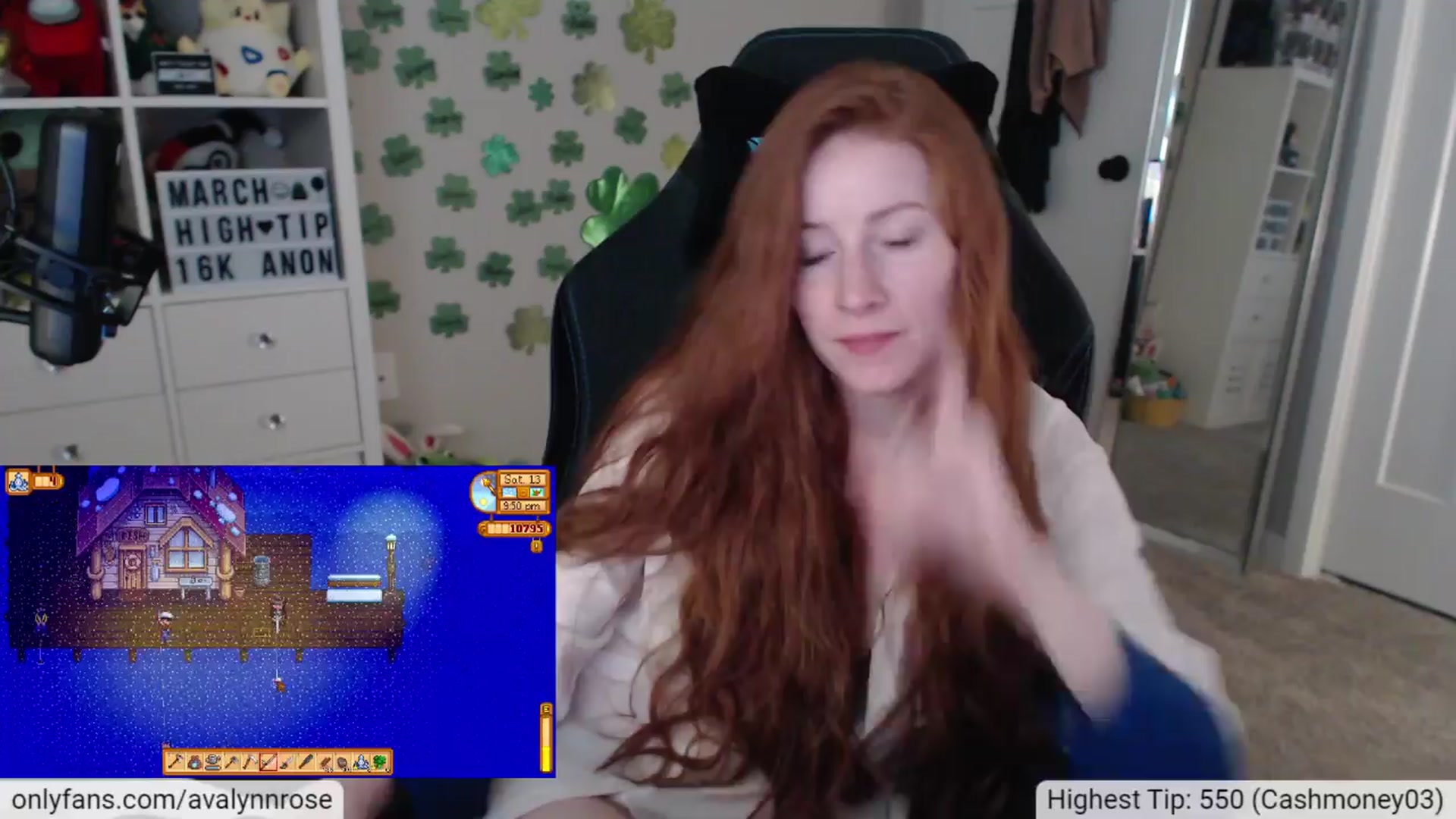 Gallery image thumbnail from AvalynnRose's myfreecams stream on, 03/25/2024, 02:44 image 7 of 20