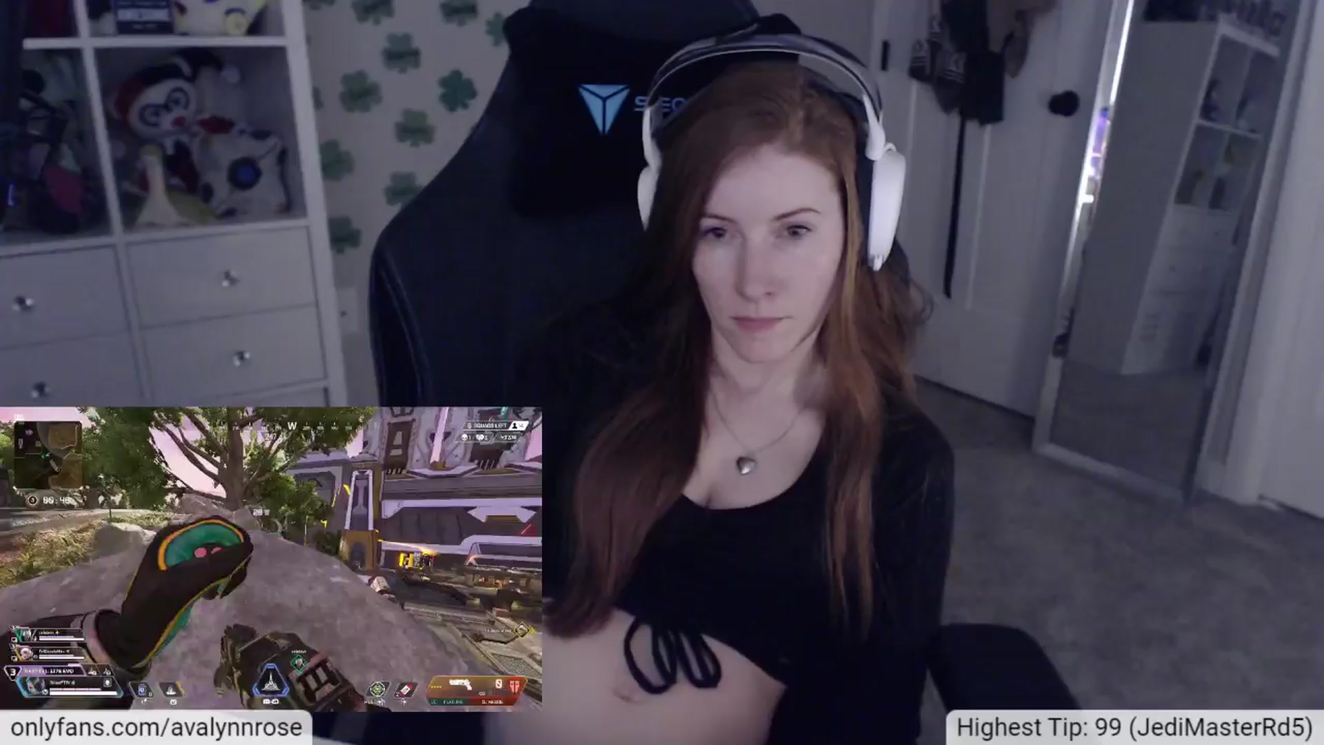 Gallery image thumbnail from AvalynnRose's myfreecams stream on, 04/02/2024, 03:46 image 12 of 20
