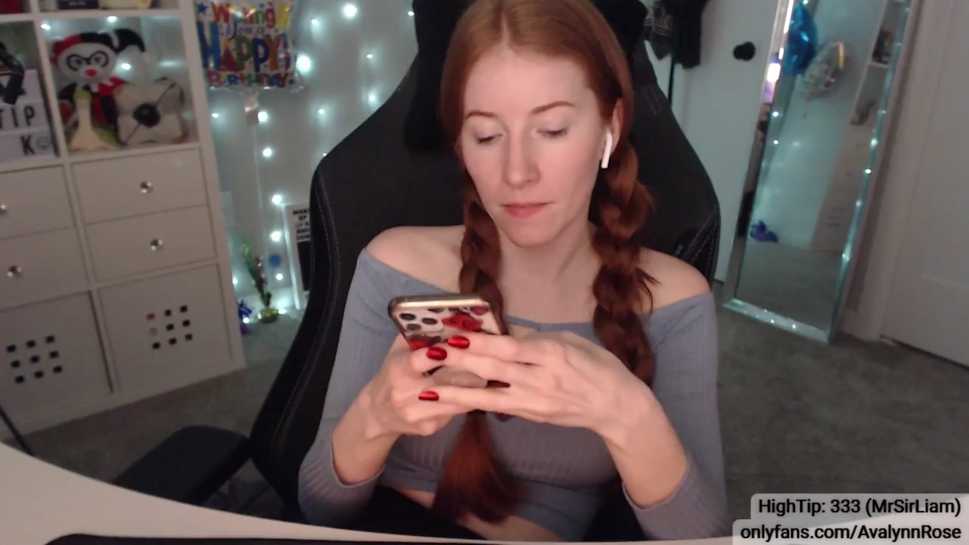Gallery image thumbnail from AvalynnRose's myfreecams stream on, 04/14/2024, 01:54 image 20 of 20