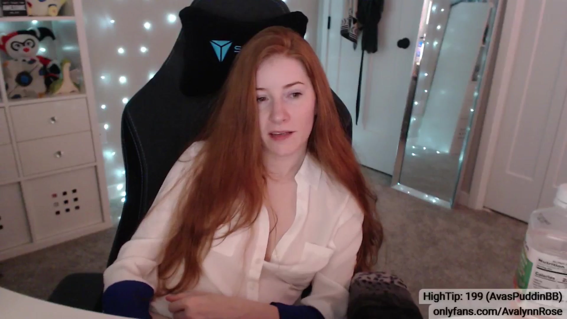 Gallery image thumbnail from AvalynnRose's myfreecams stream on, 05/06/2024, 02:08 image 15 of 20