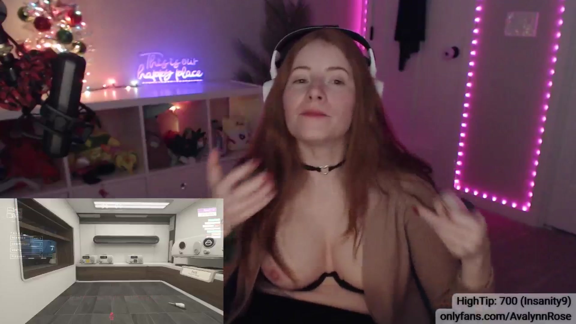 Gallery image thumbnail from AvalynnRose's myfreecams stream on, 12/29/2024, 05:21 image 18 of 20