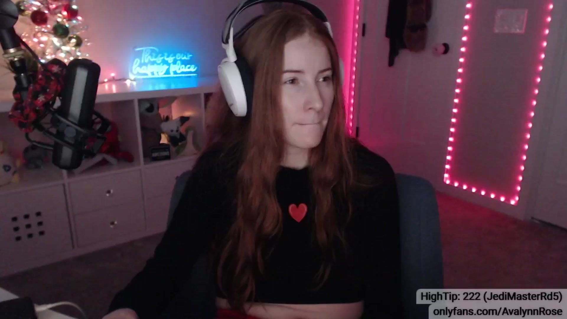 Gallery image thumbnail from AvalynnRose's myfreecams stream on, 01/01/2025, 06:09 image 3 of 20