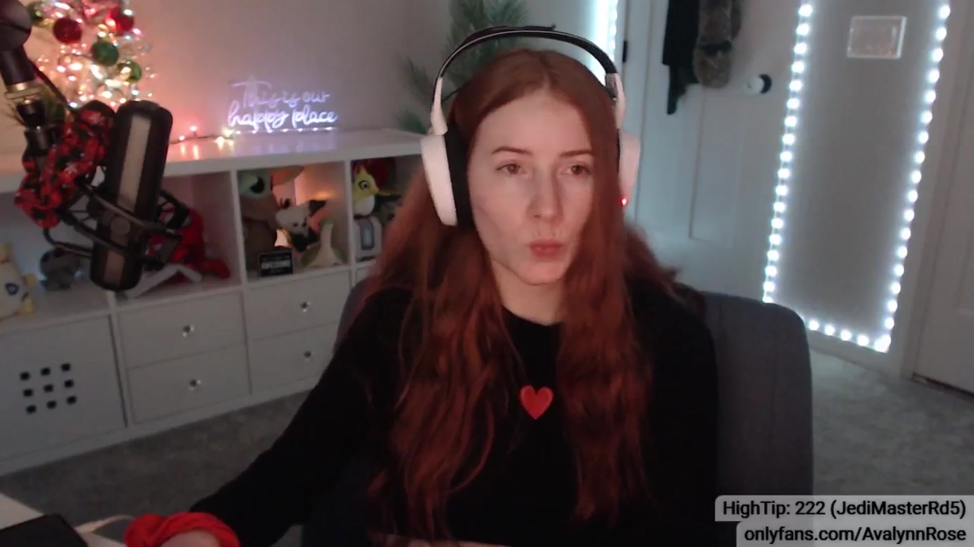 Gallery image thumbnail from AvalynnRose's myfreecams stream on, 01/01/2025, 06:09 image 14 of 20
