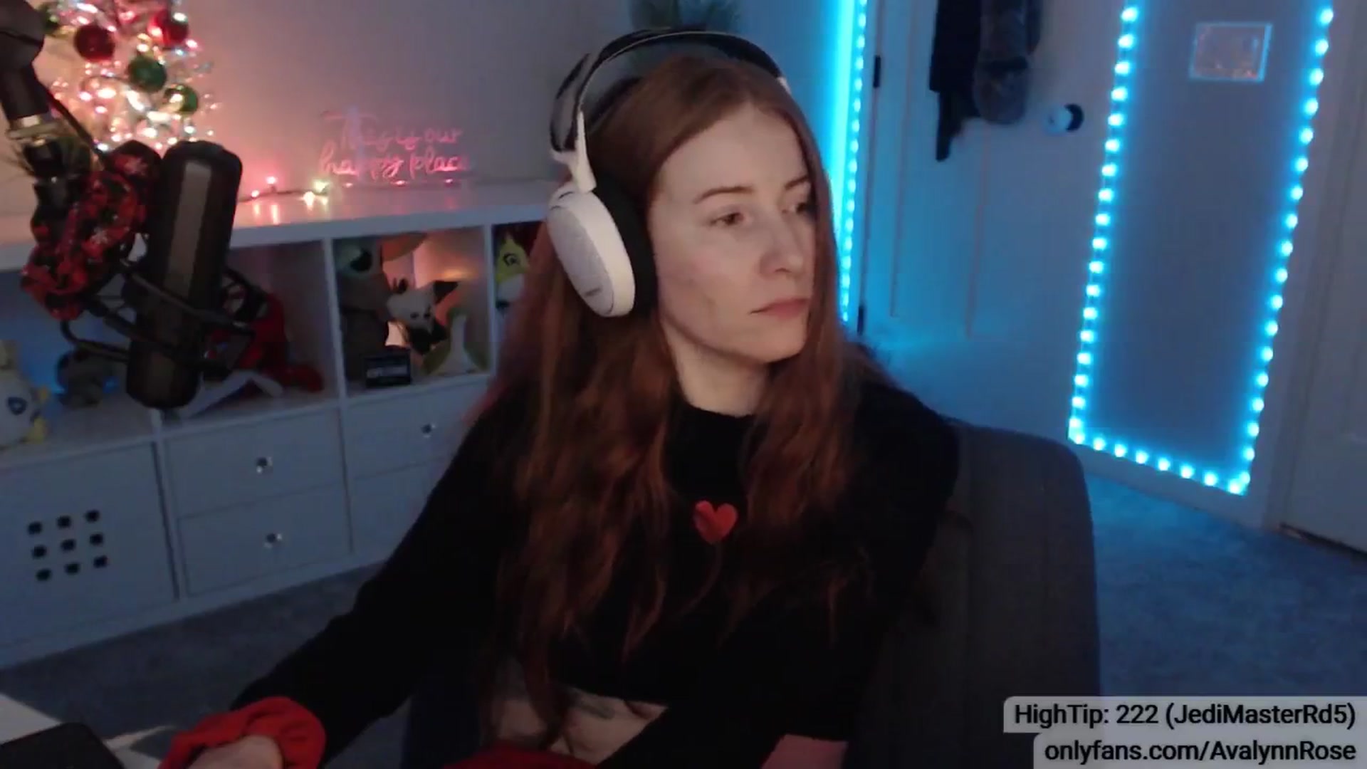 Gallery image thumbnail from AvalynnRose's myfreecams stream on, 01/01/2025, 06:09 image 16 of 20