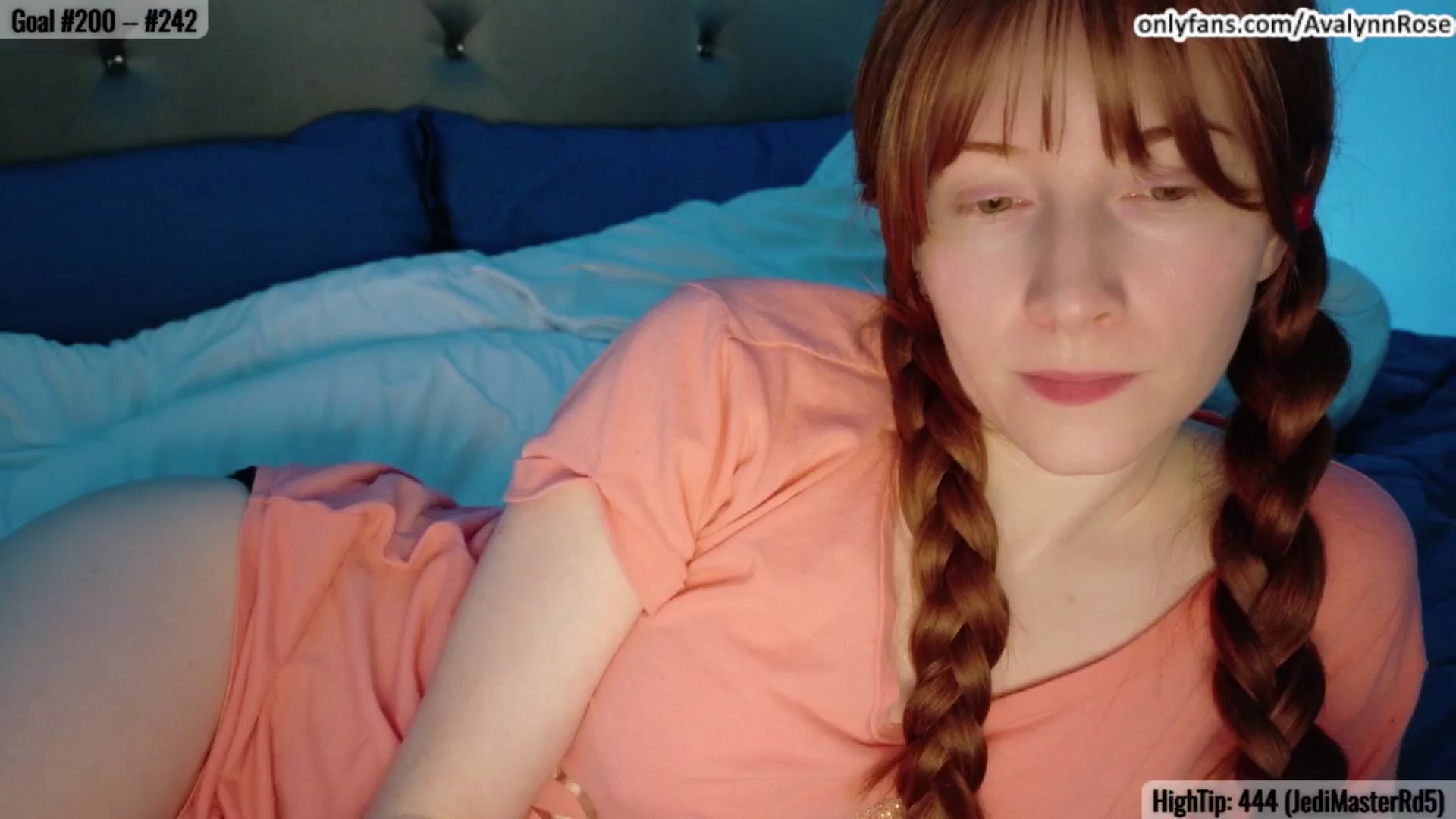 Gallery image thumbnail from AvalynnRose's myfreecams stream on, 02/19/2025, 06:09 image 8 of 20