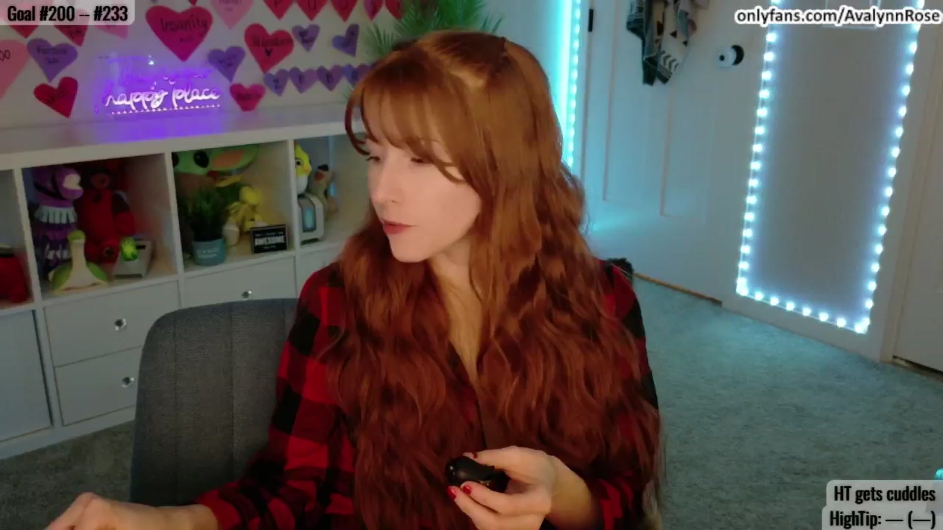 Gallery image thumbnail from AvalynnRose's myfreecams stream on, 02/20/2025, 03:14 image 16 of 20