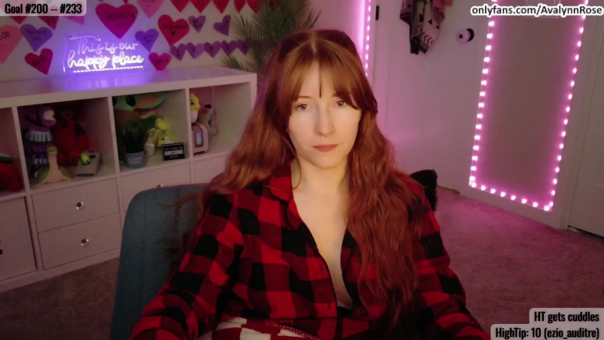 Gallery image thumbnail from AvalynnRose's myfreecams stream on, 02/20/2025, 04:44 image 7 of 20