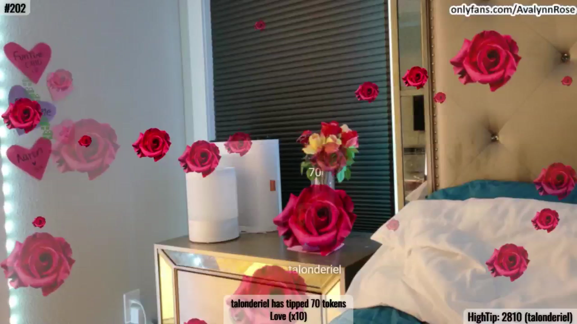 Gallery image thumbnail from AvalynnRose's myfreecams stream on, 02/24/2025, 04:35 image 18 of 20