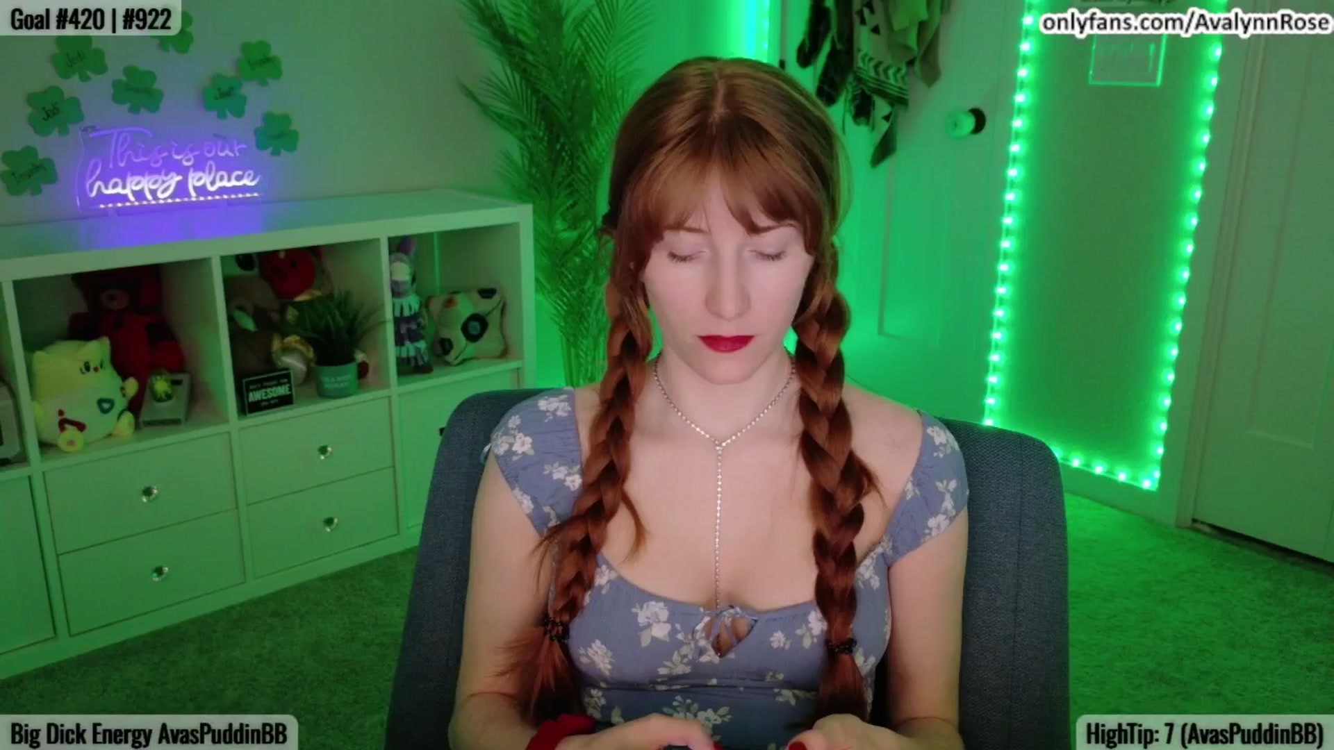 Gallery image thumbnail from AvalynnRose's myfreecams stream on, 03/15/2025, 04:11 image 2 of 20
