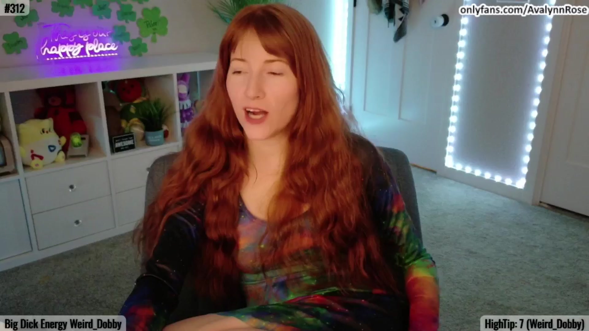 Gallery image thumbnail from AvalynnRose's myfreecams stream on, 03/17/2025, 04:05 image 1 of 20