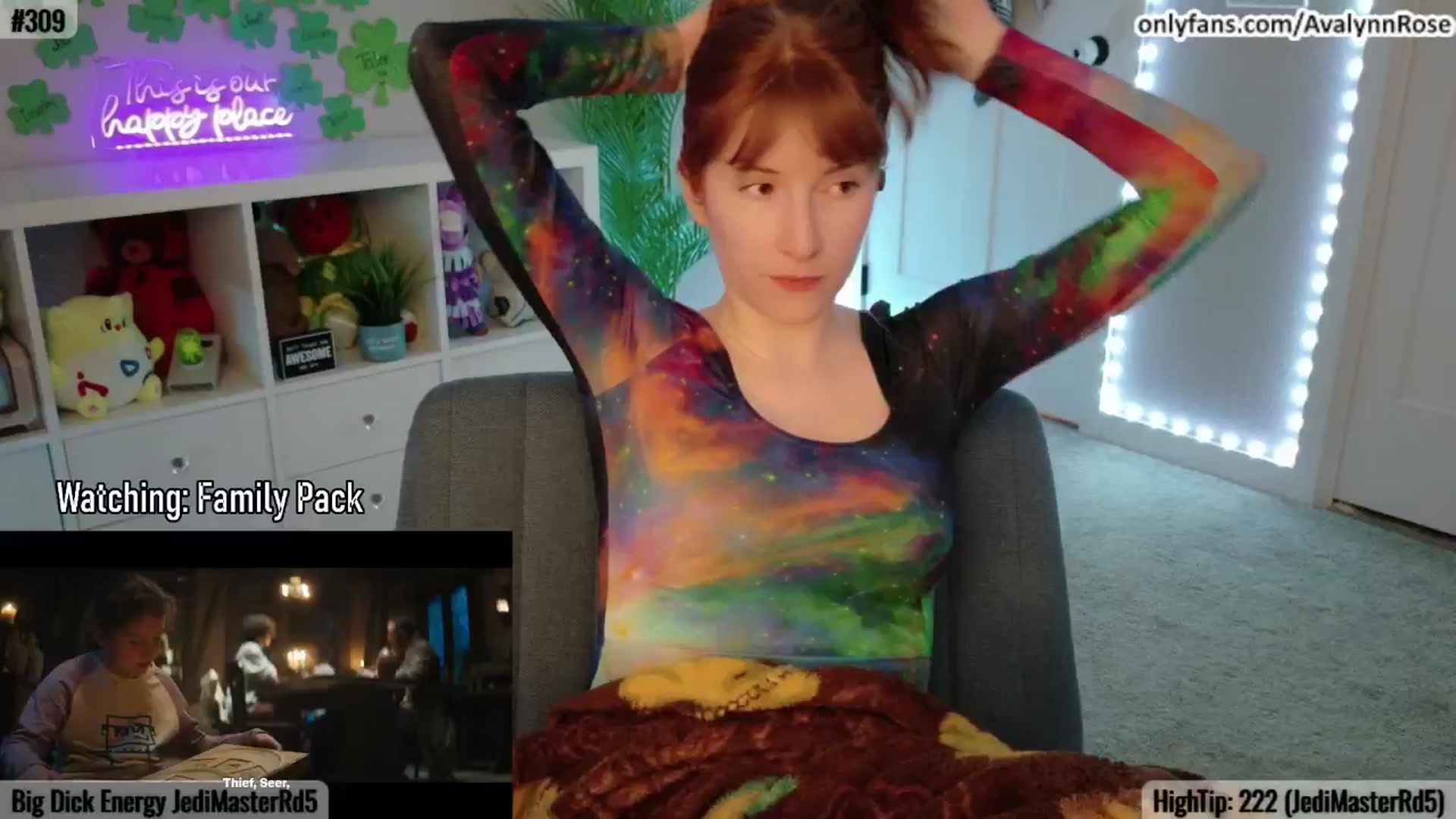 Gallery image thumbnail from AvalynnRose's myfreecams stream on, 03/17/2025, 04:05 image 15 of 20