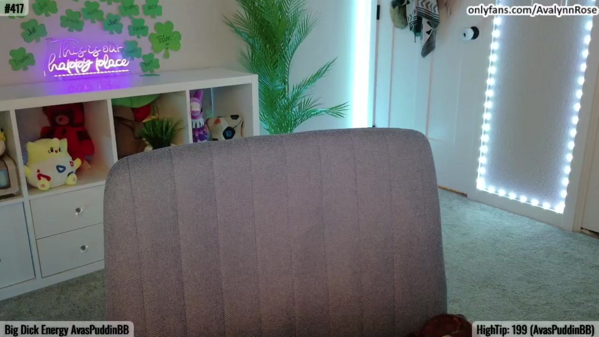 Gallery image thumbnail from AvalynnRose's myfreecams stream on, 03/23/2025, 04:00 image 8 of 20