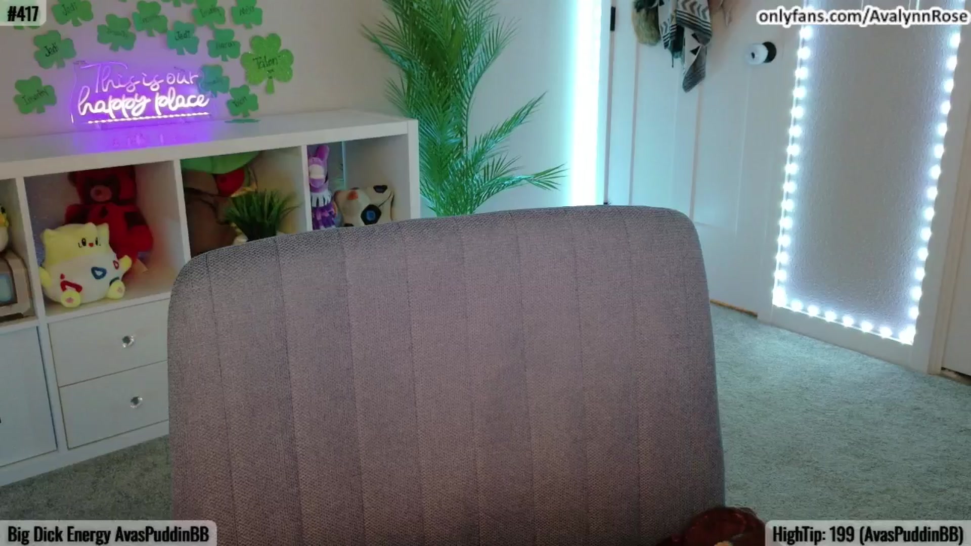 Gallery image thumbnail from AvalynnRose's myfreecams stream on, 03/23/2025, 04:00 image 9 of 20