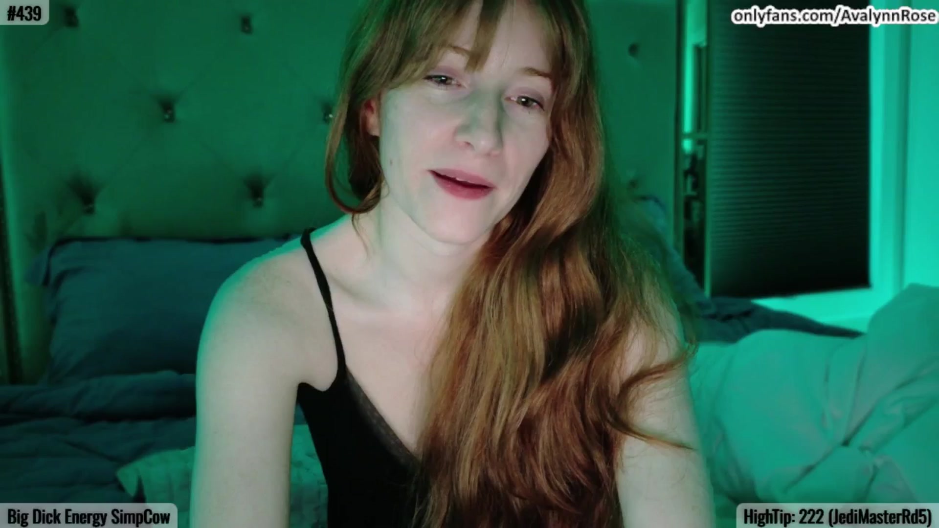 Gallery image thumbnail from AvalynnRose's myfreecams stream on, 03/31/2025, 04:15 image 14 of 20
