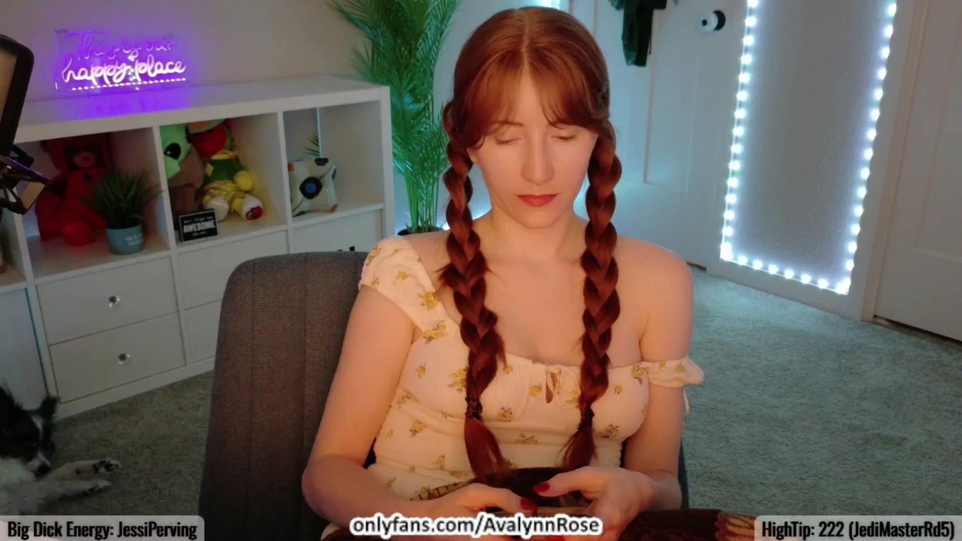Gallery image thumbnail from AvalynnRose's myfreecams stream on, 05/14/2025, 03:26 image 2 of 20