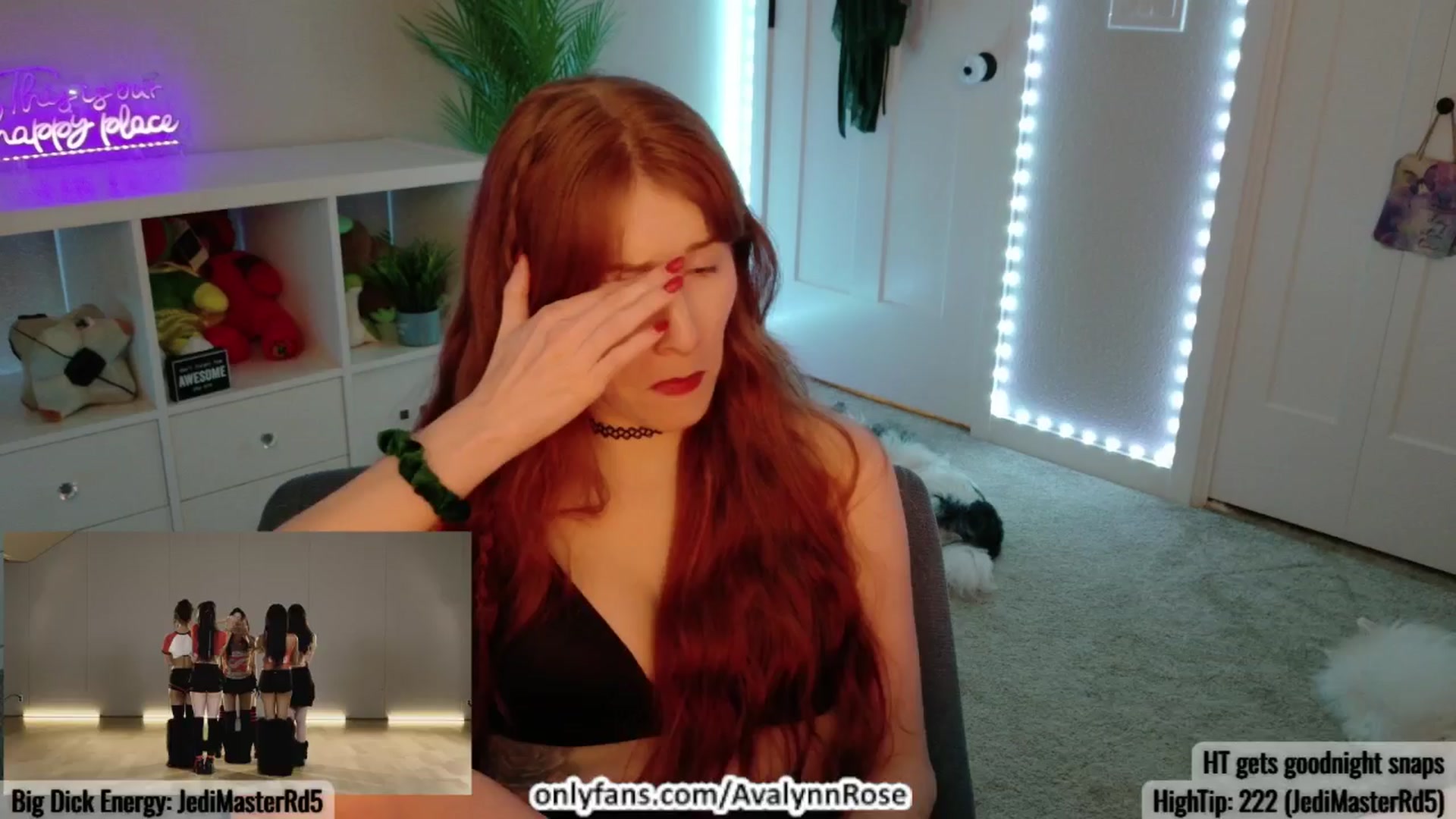Gallery image thumbnail from AvalynnRose's myfreecams stream on, 05/29/2025, 04:25 image 7 of 20