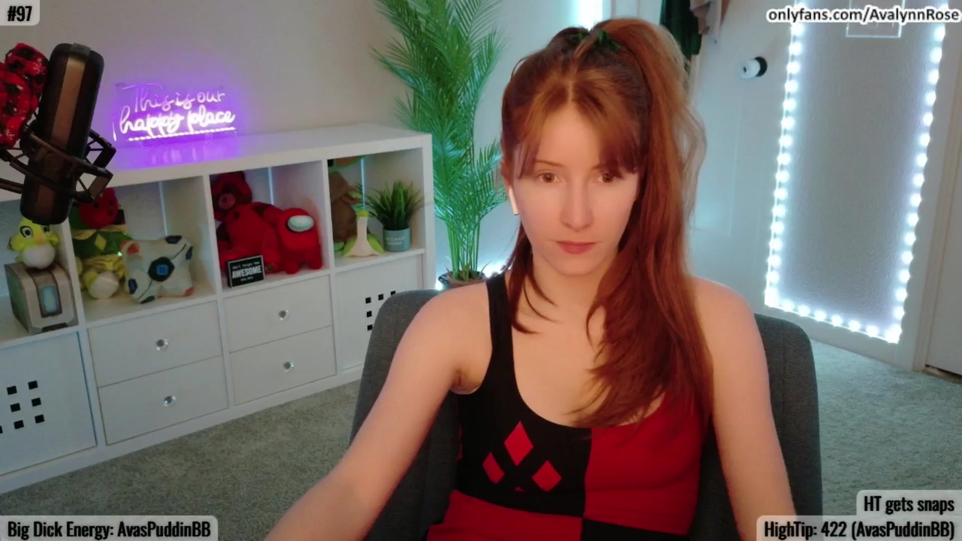 Gallery image thumbnail from AvalynnRose's myfreecams stream on, 06/07/2025, 05:06 image 4 of 20