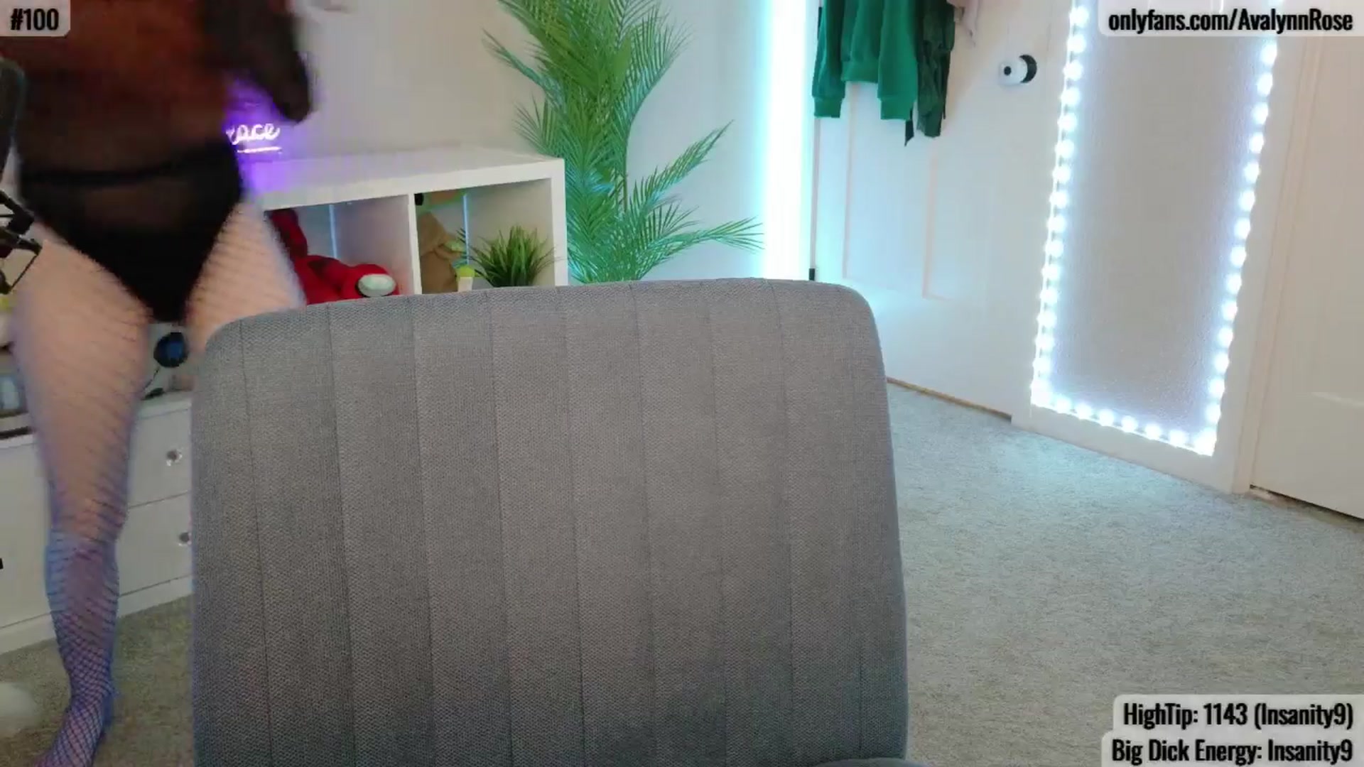Gallery image thumbnail from AvalynnRose's myfreecams stream on, 06/12/2025, 05:08 image 7 of 20