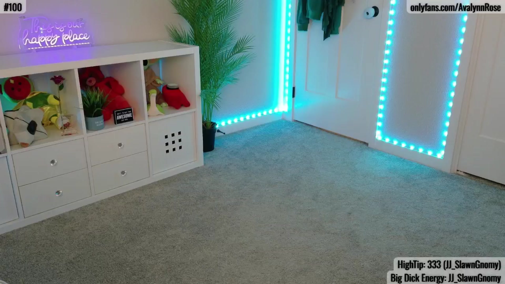 Gallery image thumbnail from AvalynnRose's myfreecams stream on, 06/21/2025, 06:39 image 14 of 20