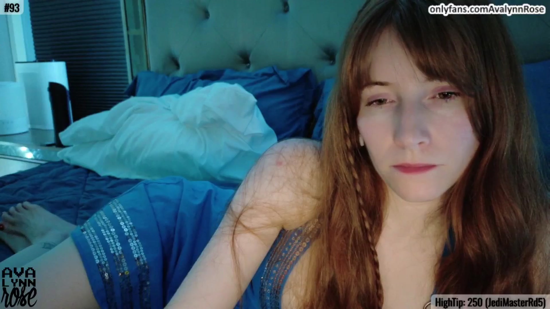 Gallery image thumbnail from AvalynnRose's myfreecams stream on, 06/26/2025, 04:02 image 17 of 20