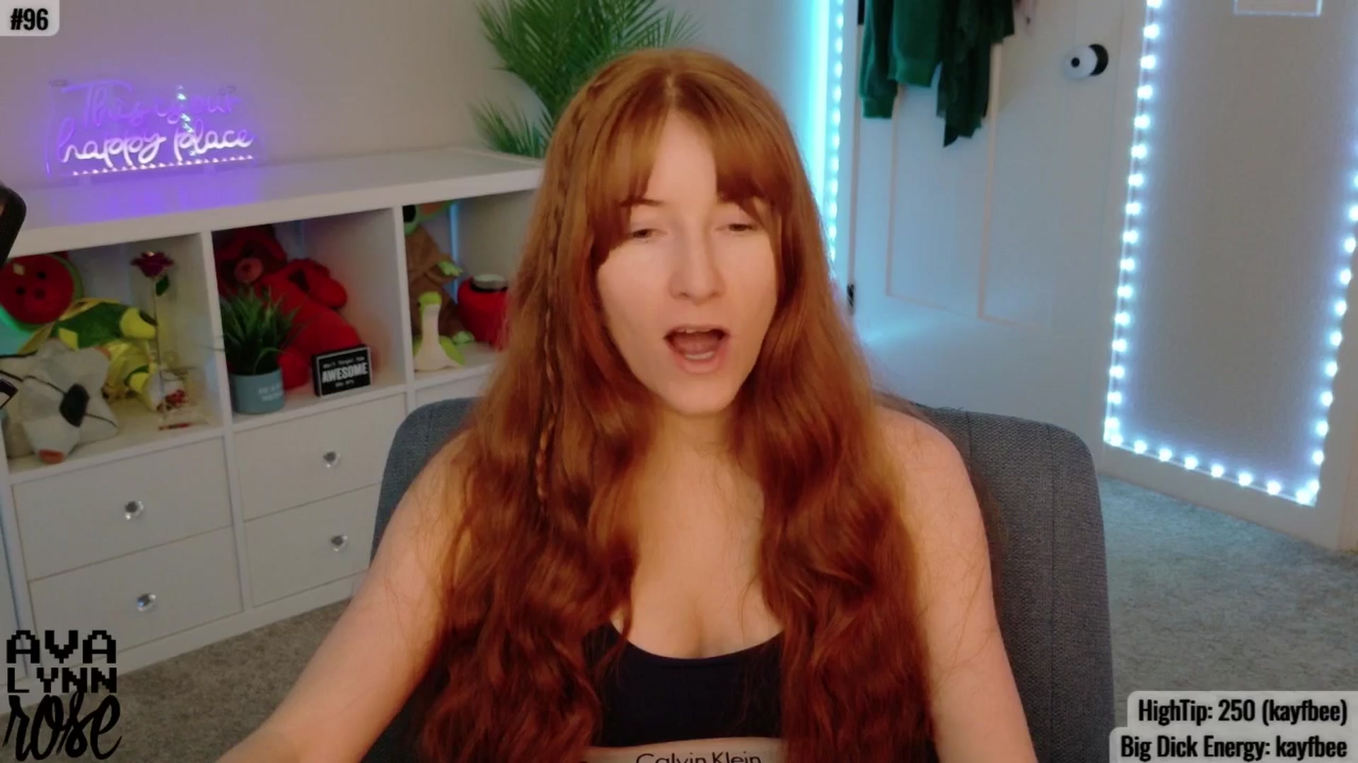 Gallery image thumbnail from AvalynnRose's myfreecams stream on, 06/27/2025, 03:49 image 7 of 20