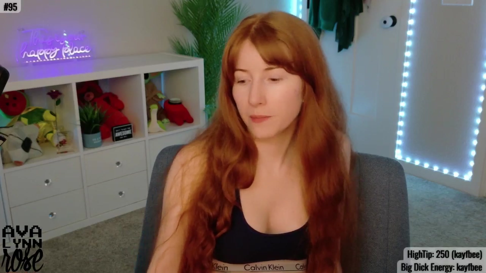Gallery image thumbnail from AvalynnRose's myfreecams stream on, 06/27/2025, 03:49 image 15 of 20