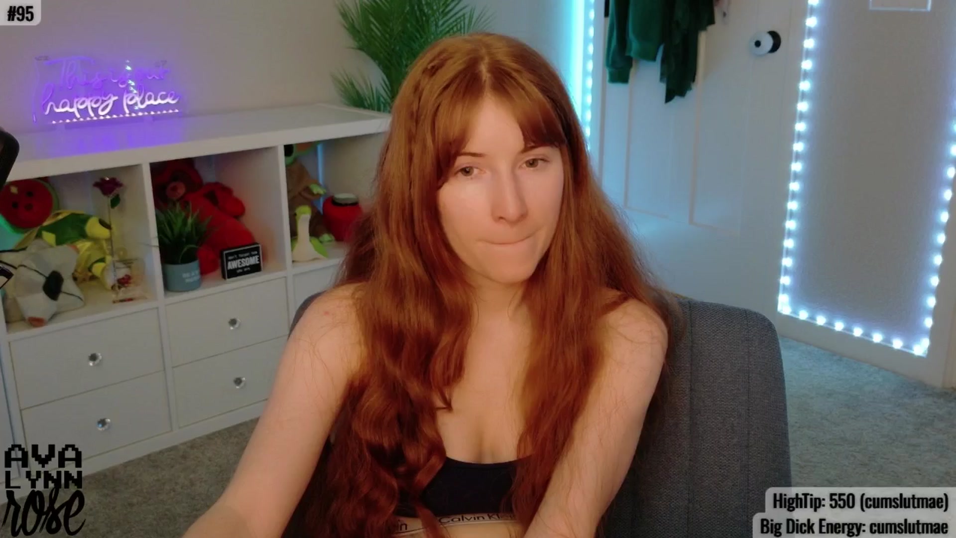 Gallery image thumbnail from AvalynnRose's myfreecams stream on, 06/27/2025, 03:49 image 20 of 20