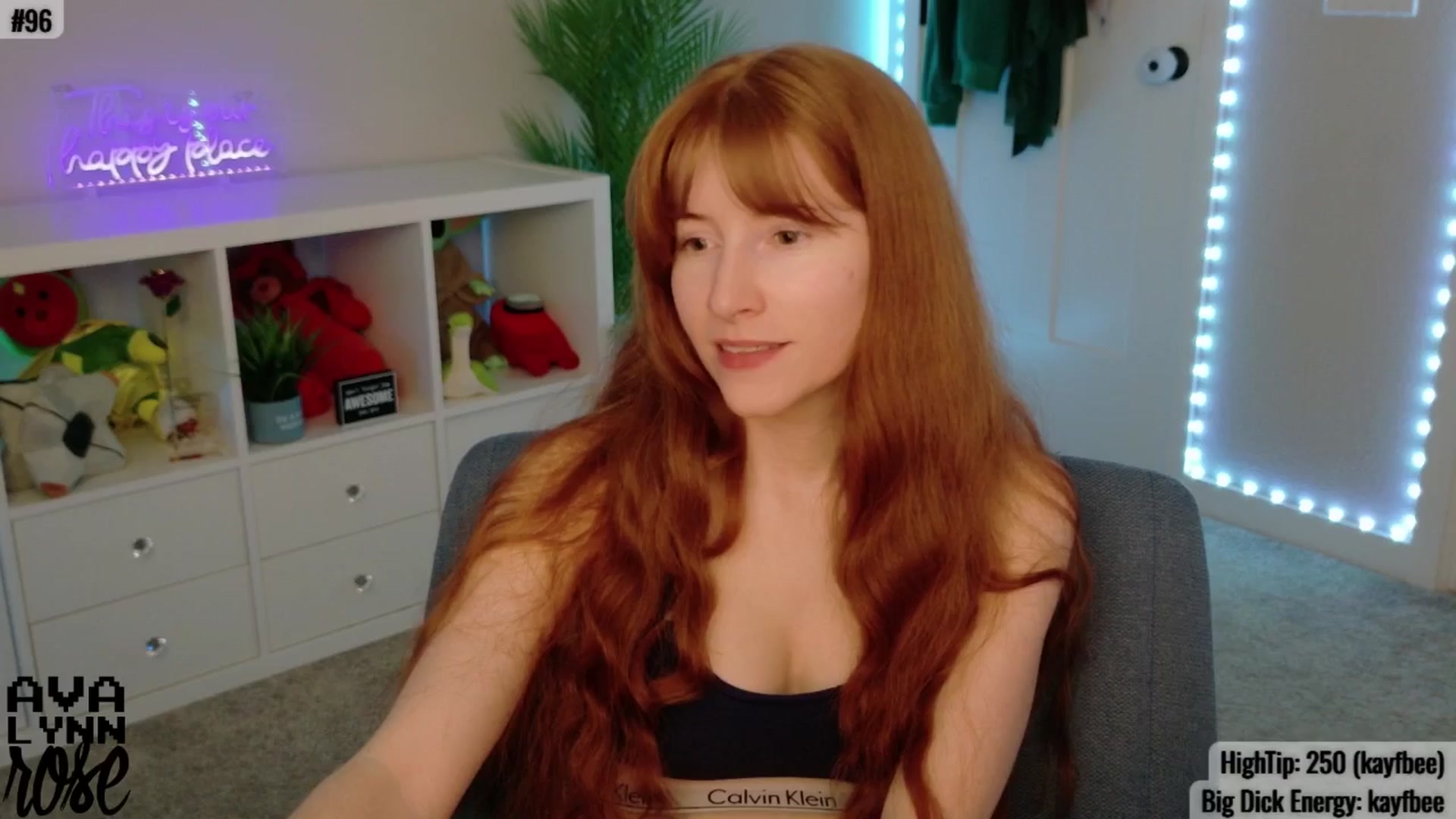 Gallery image thumbnail from AvalynnRose's myfreecams stream on, 06/27/2025, 03:49 image 4 of 20