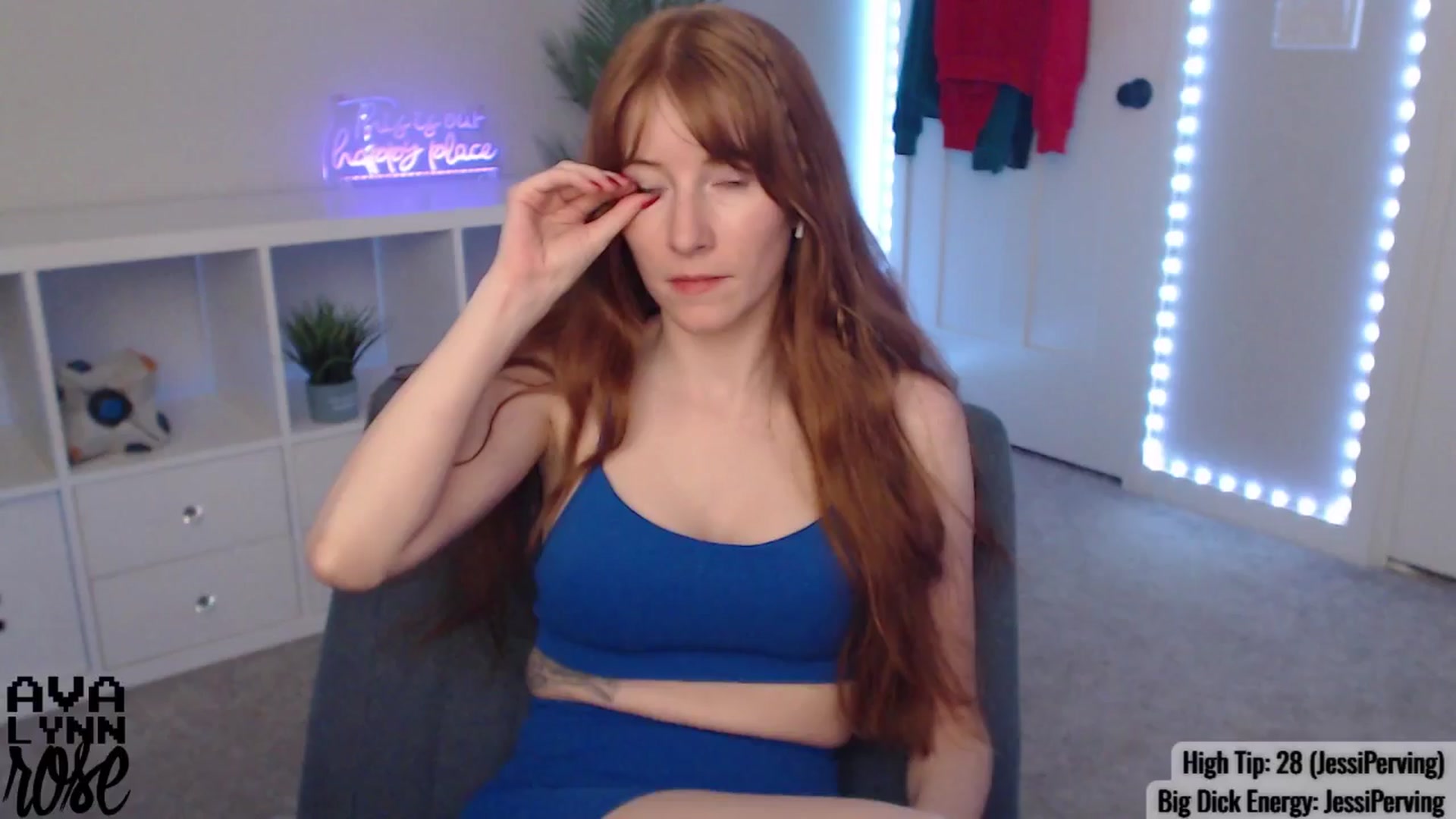 Gallery image thumbnail from AvalynnRose's myfreecams stream on, 07/07/2025, 02:18 image 14 of 20