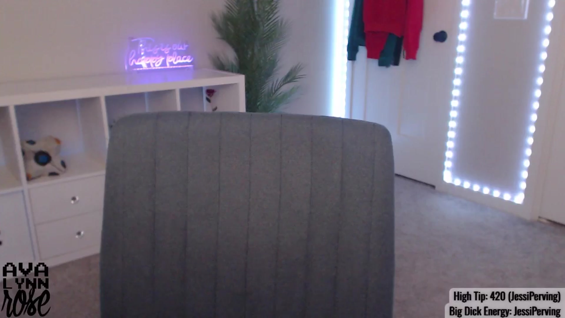 Gallery image thumbnail from AvalynnRose's myfreecams stream on, 07/07/2025, 02:18 image 19 of 20