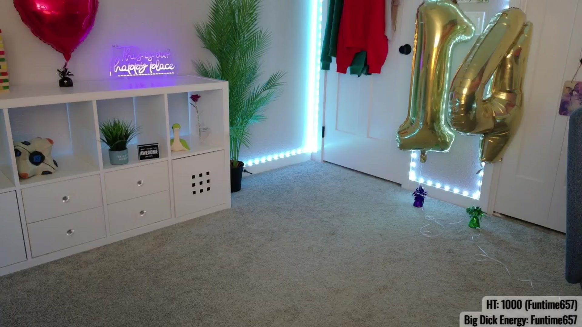 Gallery image thumbnail from AvalynnRose's myfreecams stream on, 07/13/2025, 04:59 image 18 of 20