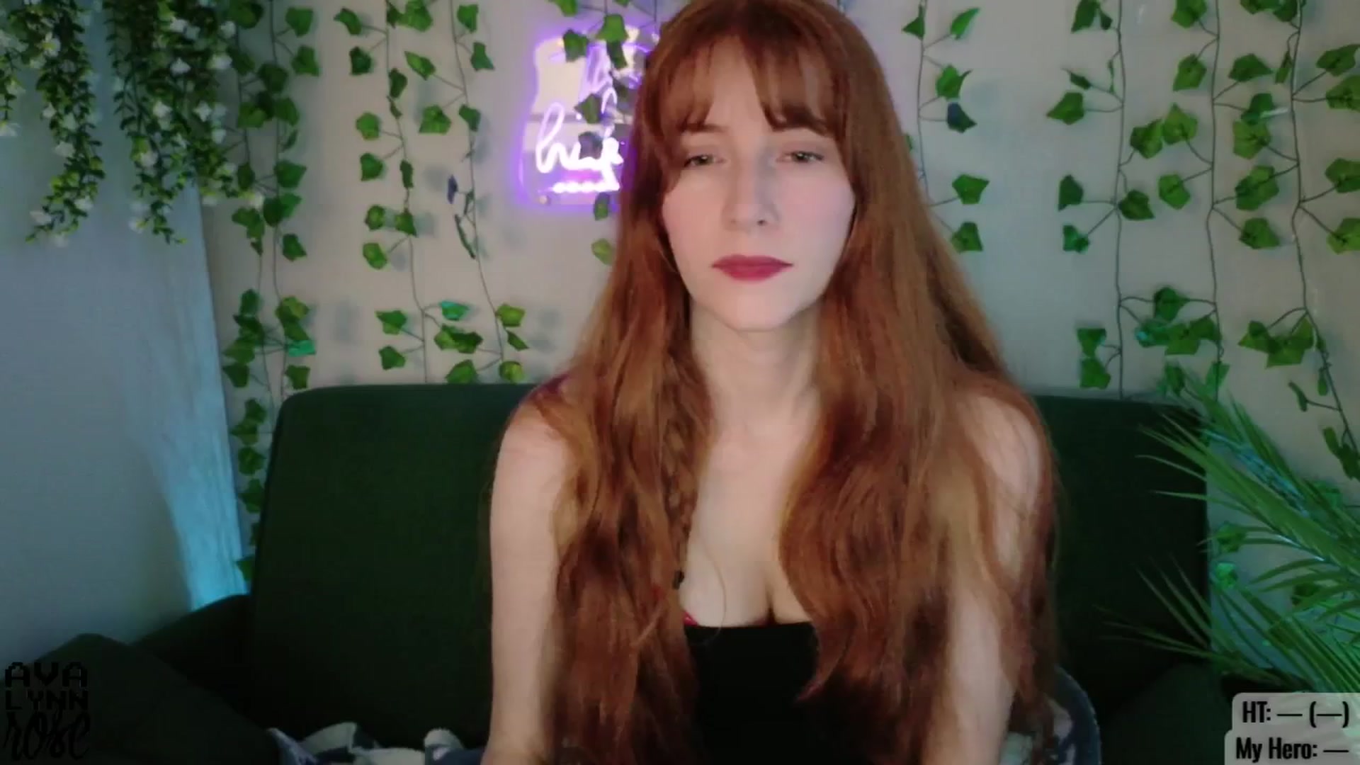 Gallery image thumbnail from AvalynnRose's myfreecams stream on, 08/04/2025, 02:04 image 2 of 20