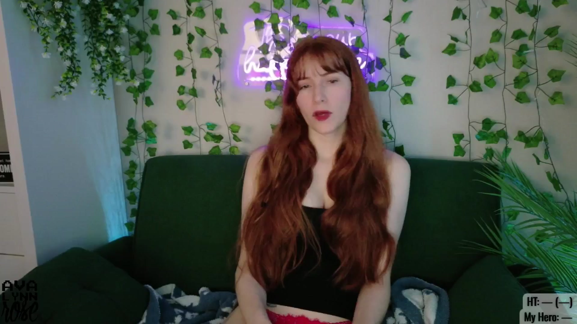Gallery image thumbnail from AvalynnRose's myfreecams stream on, 08/04/2025, 02:04 image 4 of 20