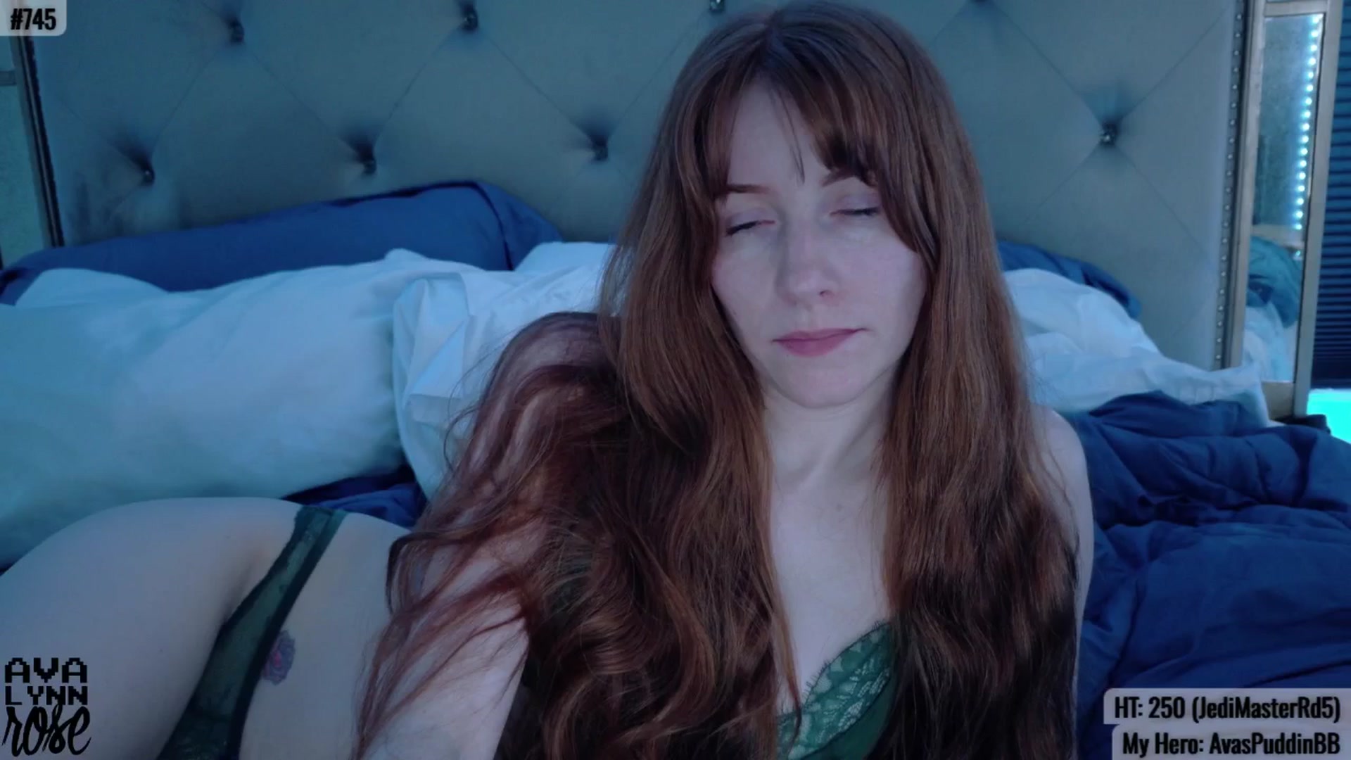 Gallery image thumbnail from AvalynnRose's myfreecams stream on, 08/09/2025, 04:26 image 10 of 20
