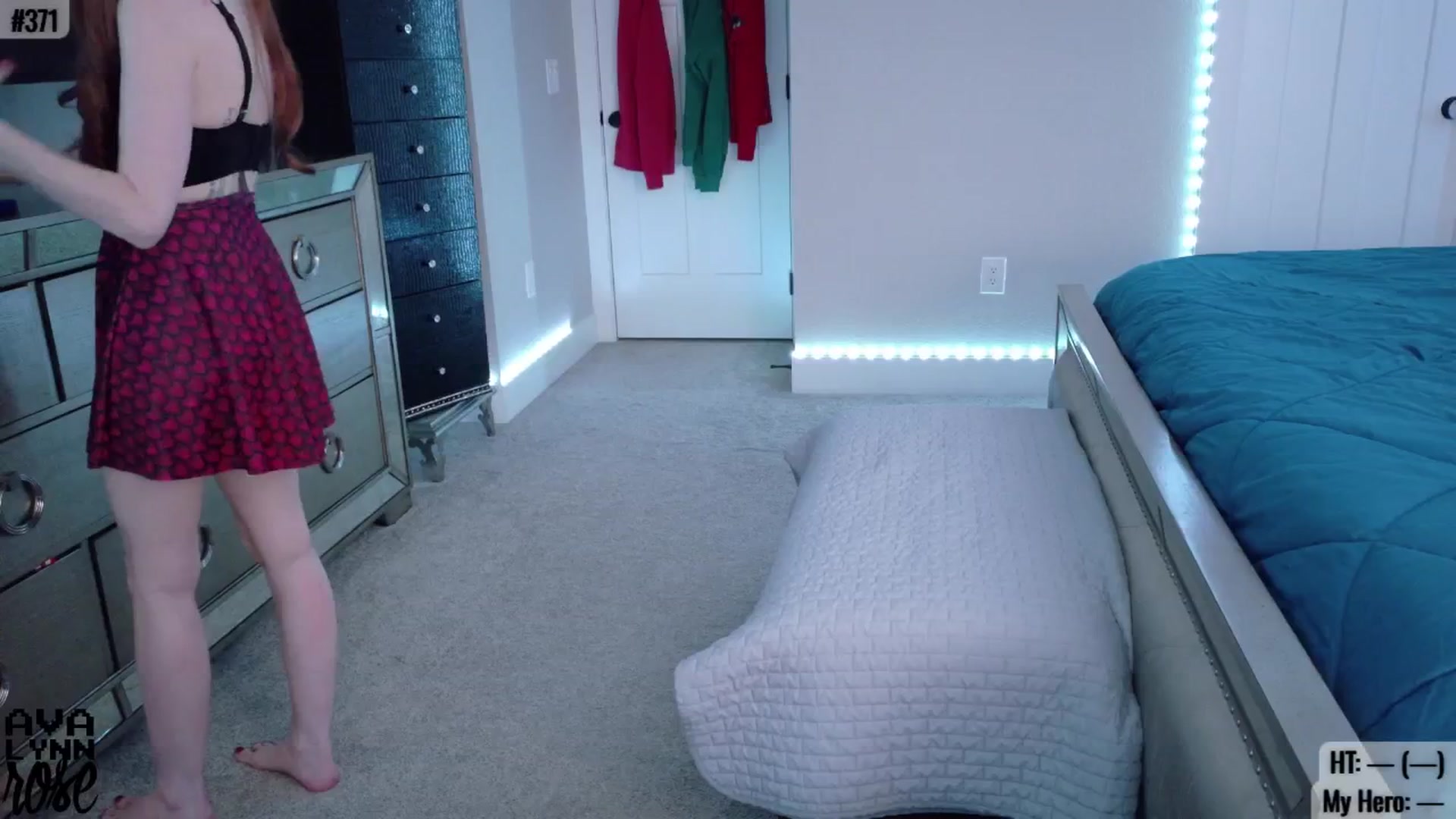 Gallery image thumbnail from AvalynnRose's myfreecams stream on, 08/11/2025, 01:33 image 9 of 20