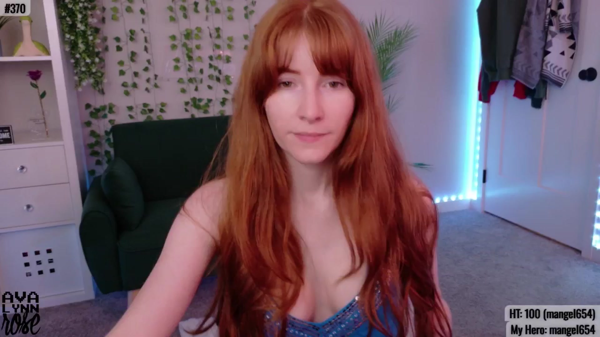 Gallery image thumbnail from AvalynnRose's myfreecams stream on, 08/18/2025, 04:39 image 10 of 20