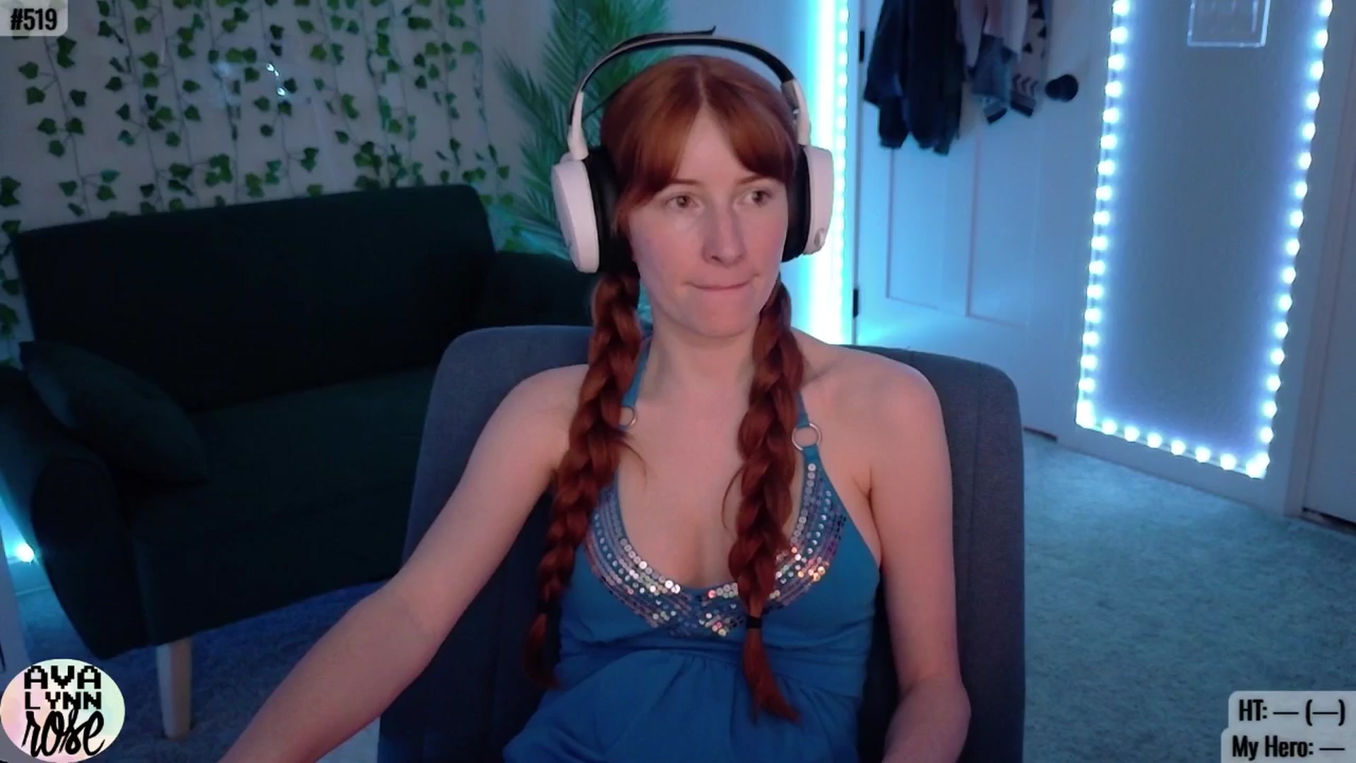 Gallery image thumbnail from AvalynnRose's myfreecams stream on, 08/30/2025, 03:41 image 2 of 20