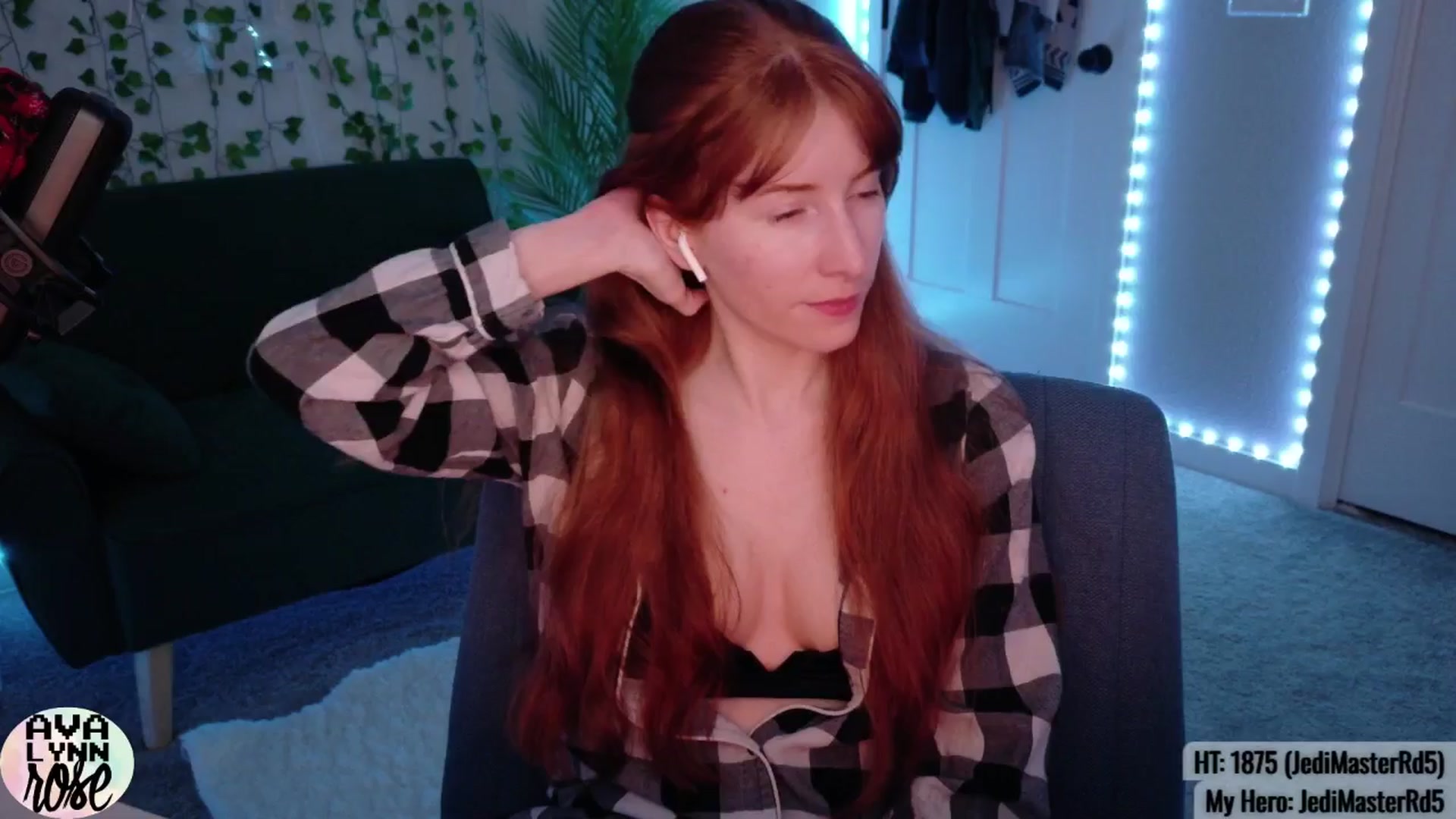 Gallery image thumbnail from AvalynnRose's myfreecams stream on, 09/05/2025, 04:39 image 17 of 20