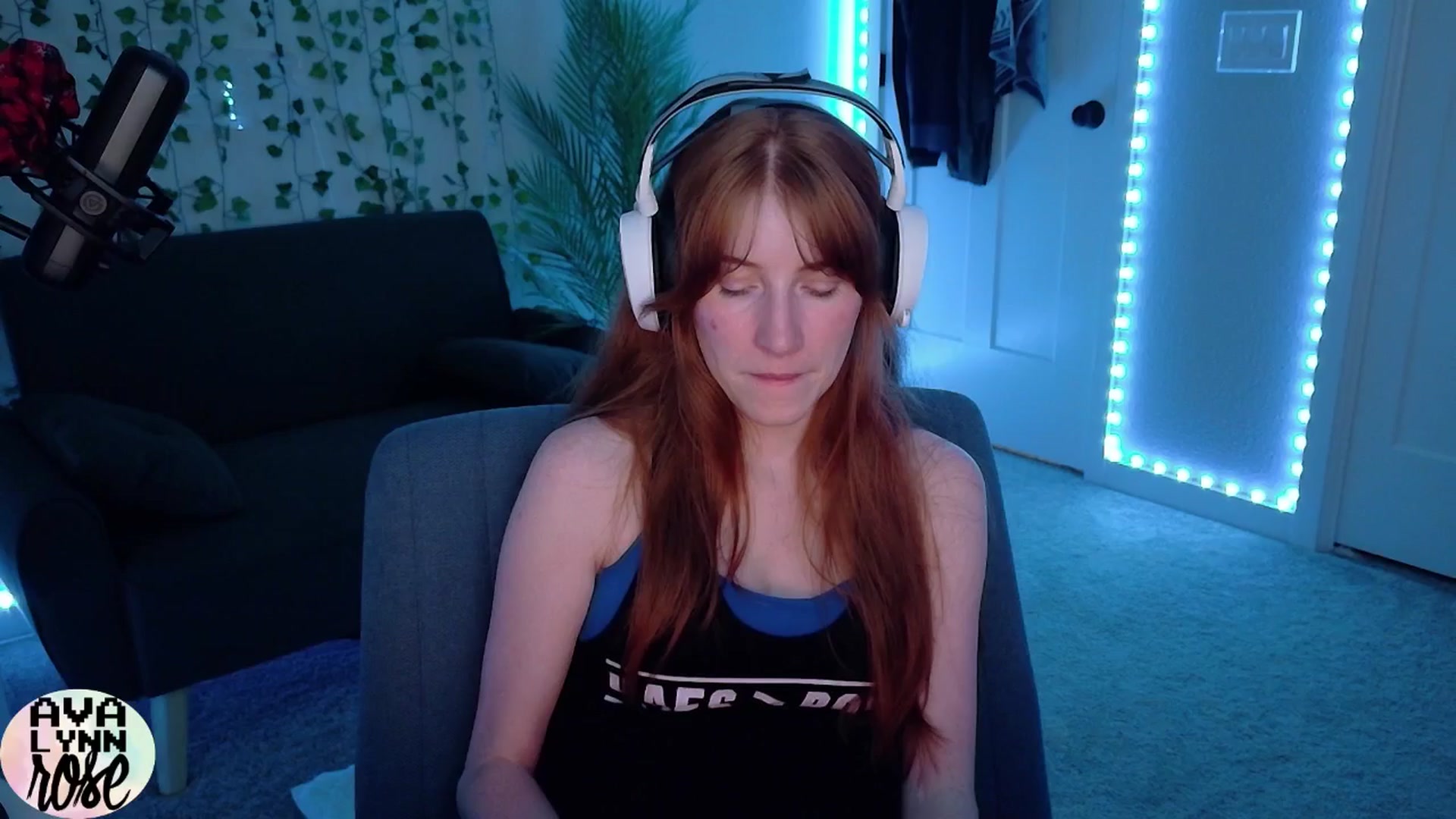 Gallery image thumbnail from AvalynnRose's myfreecams stream on, 09/18/2025, 04:04 image 10 of 20