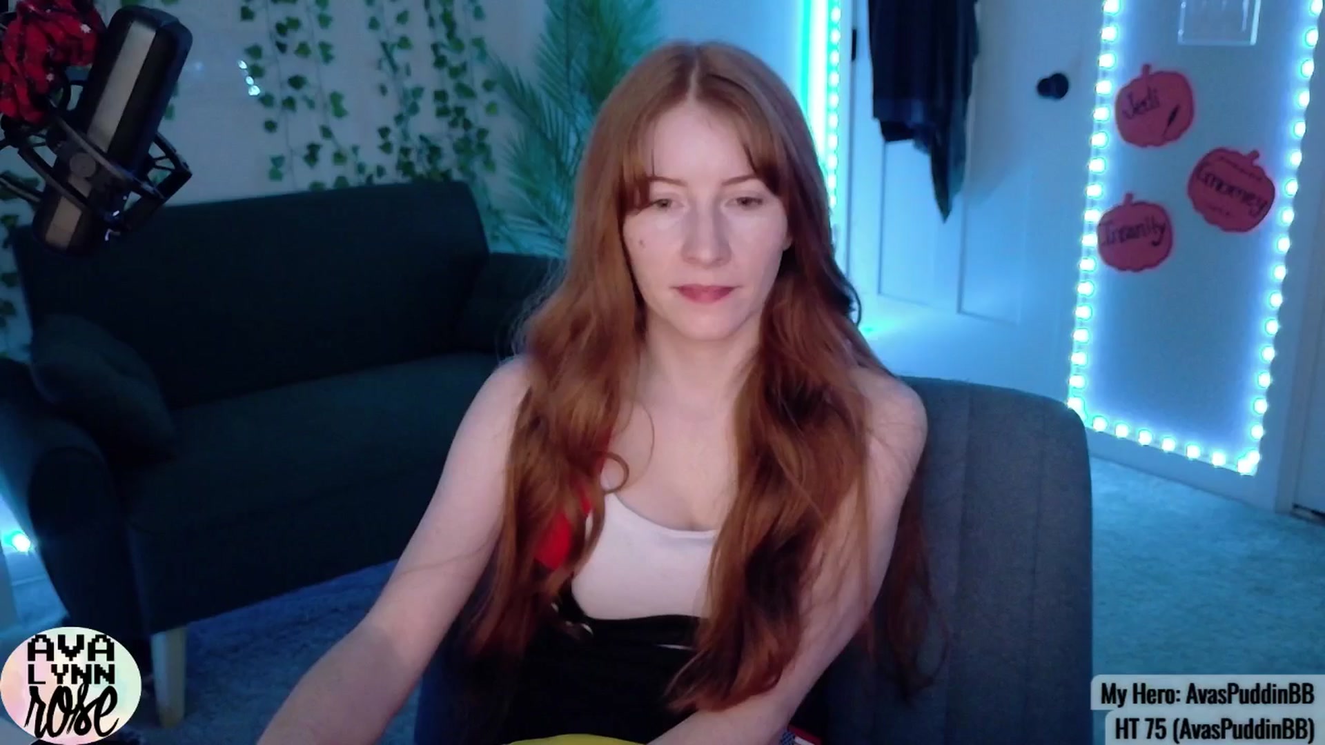 Gallery image thumbnail from AvalynnRose's myfreecams stream on, 10/05/2025, 04:27 image 3 of 20