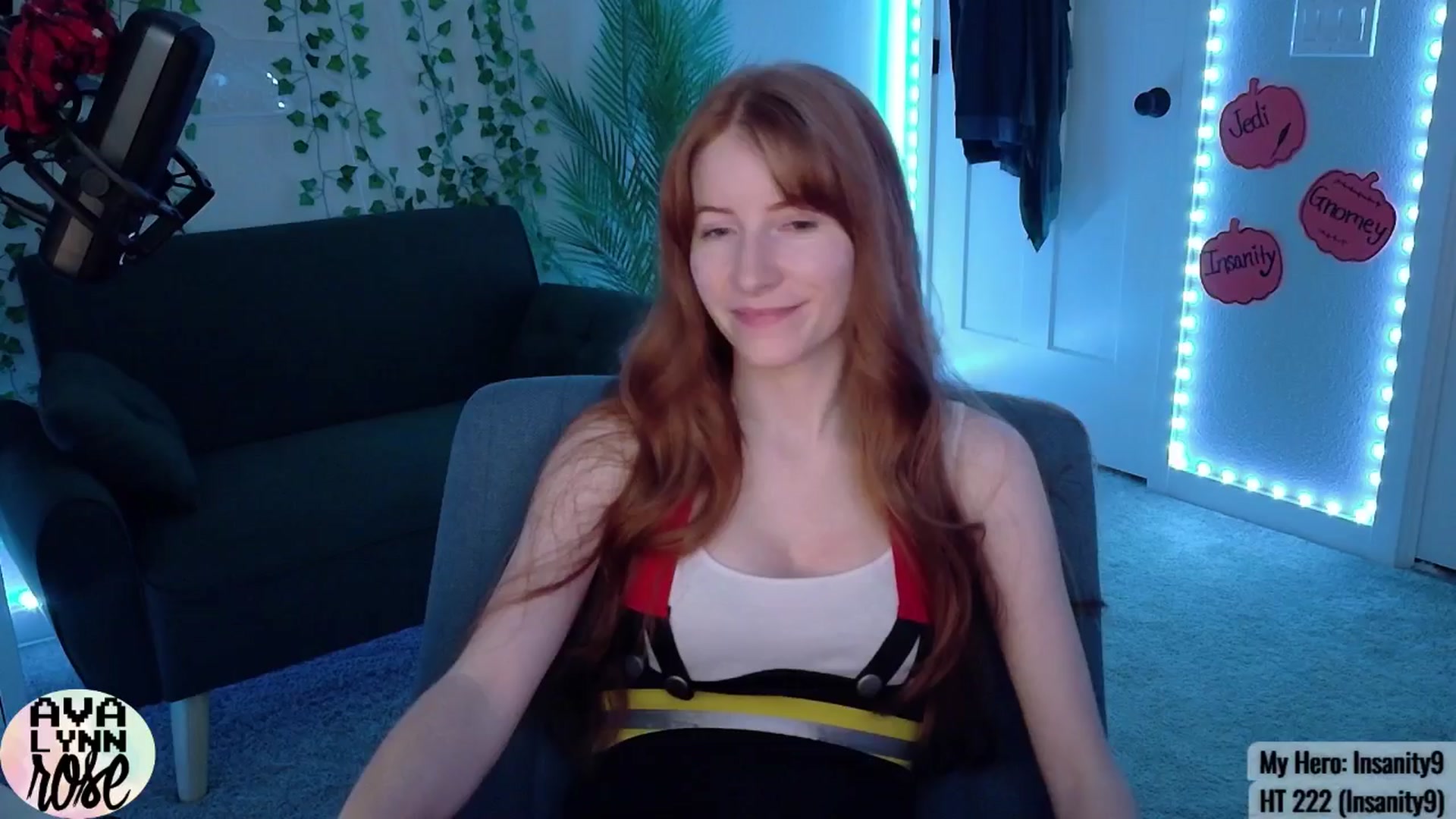 Gallery image thumbnail from AvalynnRose's myfreecams stream on, 10/05/2025, 04:27 image 19 of 20