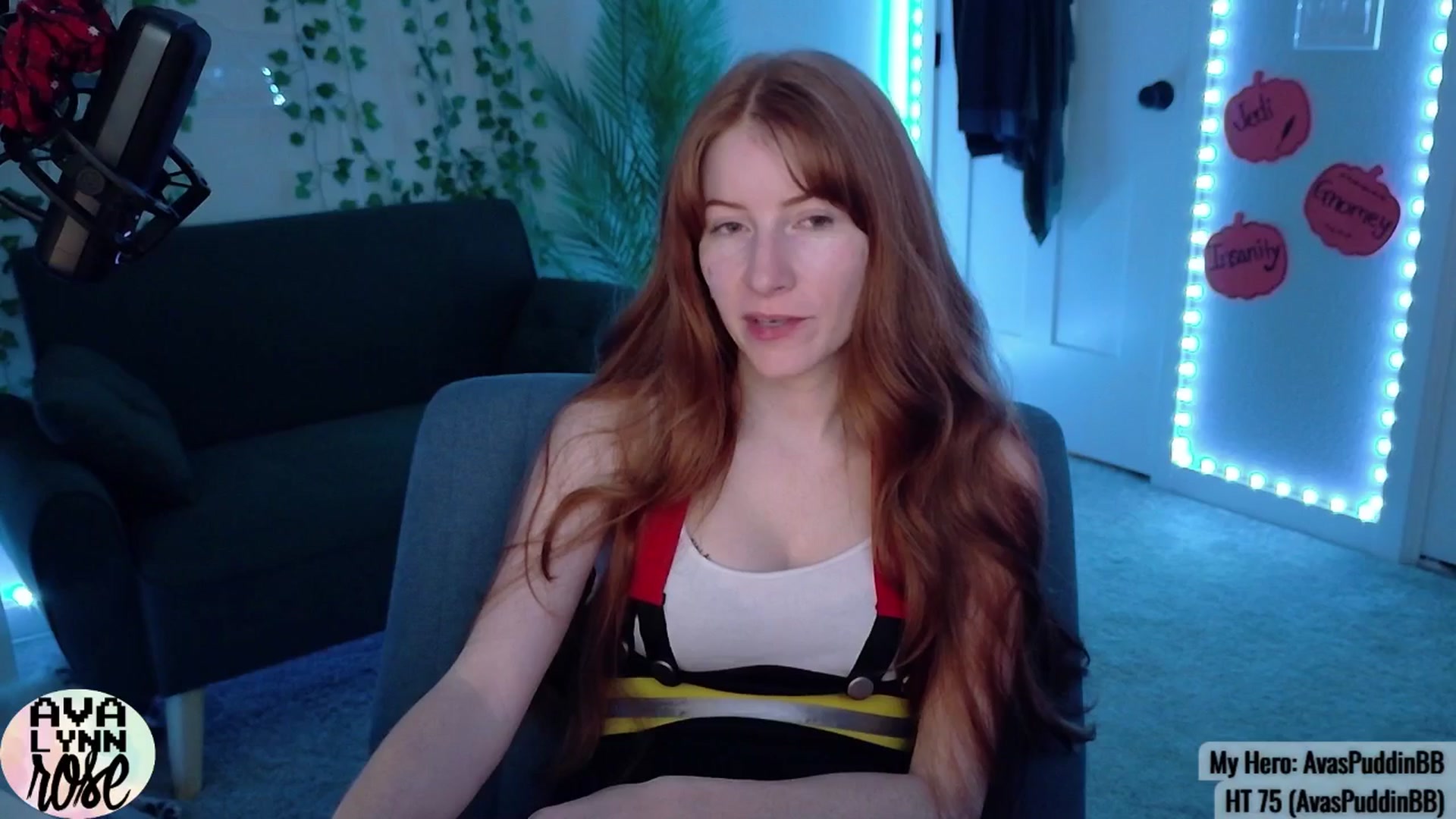 Gallery image thumbnail from AvalynnRose's myfreecams stream on, 10/05/2025, 04:27 image 10 of 20
