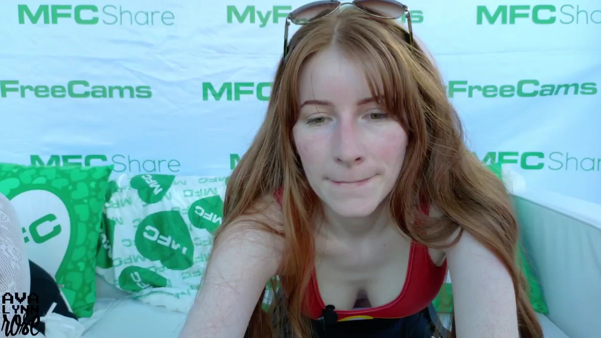 Gallery image thumbnail from AvalynnRose's myfreecams stream on, 10/08/2025, 24:22 image 1 of 20