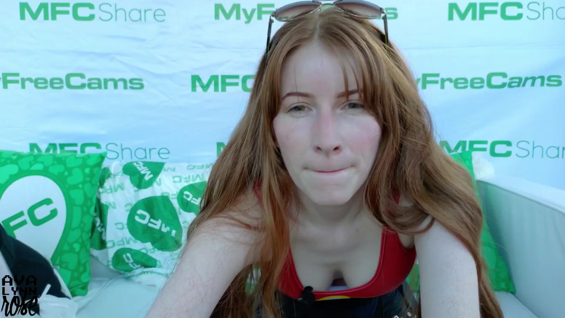 Gallery image thumbnail from AvalynnRose's myfreecams stream on, 10/08/2025, 24:22 image 2 of 20