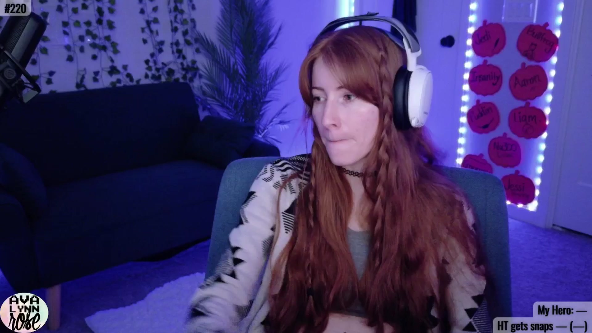 Gallery image thumbnail from AvalynnRose's myfreecams stream on, 10/23/2025, 03:16 image 3 of 20