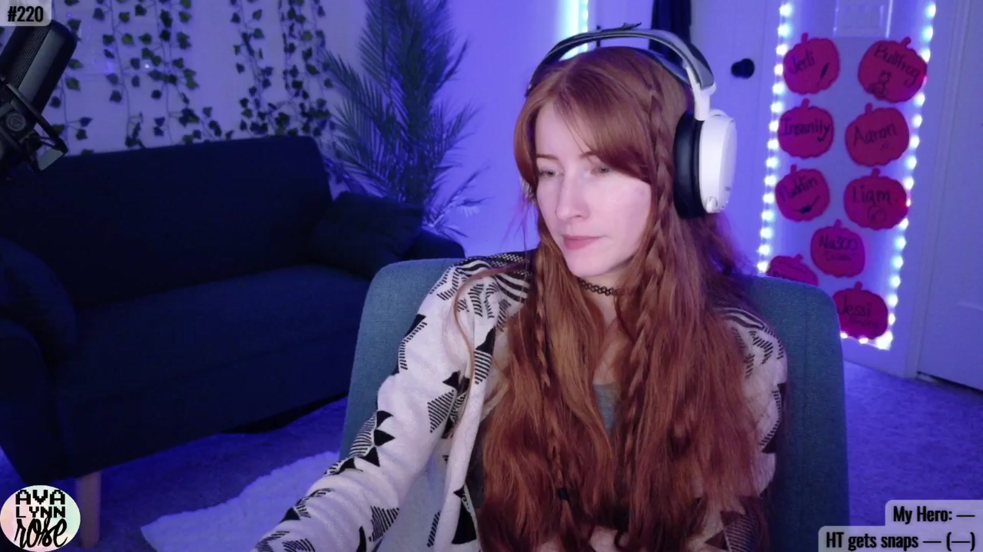 Gallery image thumbnail from AvalynnRose's myfreecams stream on, 10/23/2025, 03:16 image 5 of 20