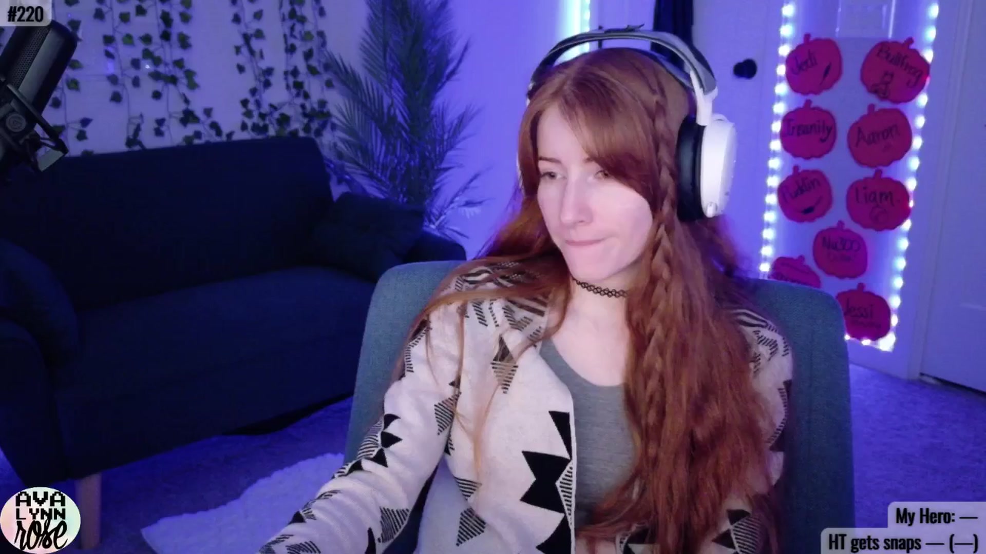 Gallery image thumbnail from AvalynnRose's myfreecams stream on, 10/23/2025, 03:16 image 7 of 20